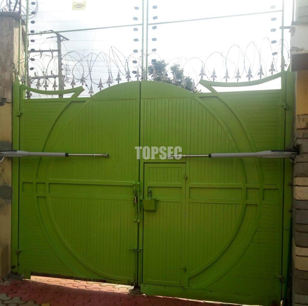 Swing gate installers